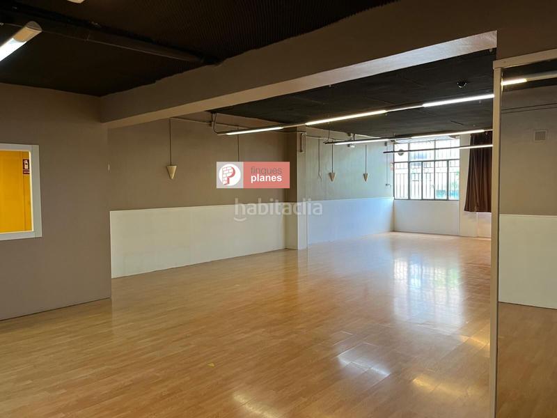 Foto f5ae68af-7699-4a77-9aea-4977741de01d. Lloguer local comercial a Príncep de Viana-Clot-Xalets Humbert Torres Lleida