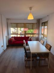 Location Appartement à Instituts-Universitat. Piso zona universidad  avenida madrid