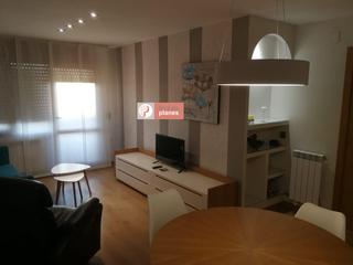 Location Appartement  Calle joc de la bola. Amplio piso en zona alta  joc de la bola
