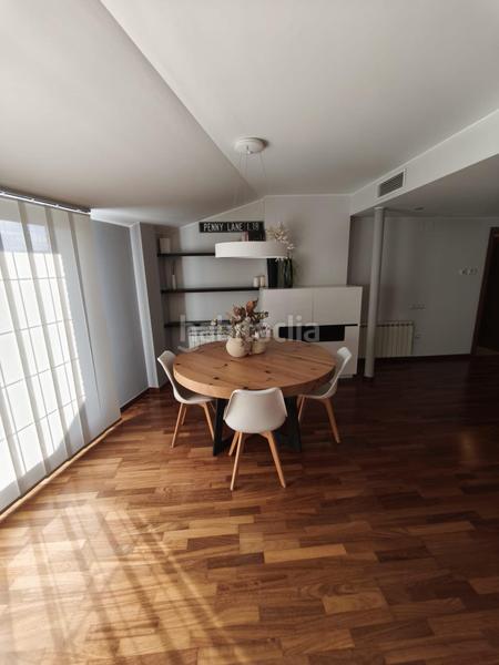 Foto 905bba6e-453f-407b-baa5-e47e4179ca31. Attico con riscaldamento parcheggio in Instituts-Universitat Lleida