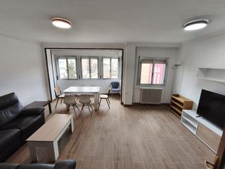 Miete Etagenwohnung in Príncep de Viana-Clot-Xalets Humbert Torres. Piso para estudiantes  zona prat de la riba  plaza del trabajo