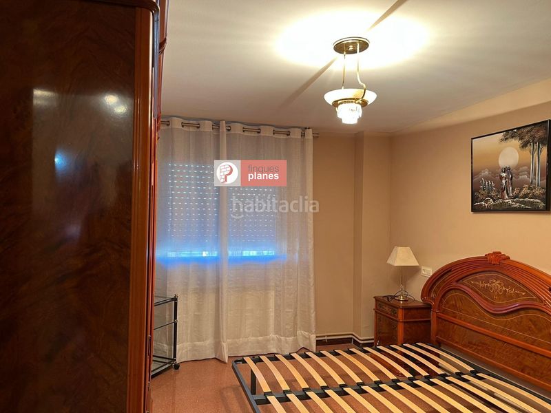 Foto 14c93939-00f1-44f4-a81a-dbd6bcf66d7e. Pis amb calefacció aparcament a Magraners Lleida