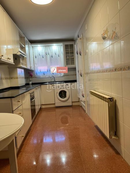 Foto 74179b55-f4e8-4ba7-b24f-f71c54f109d4. Pis amb calefacció aparcament a Magraners Lleida