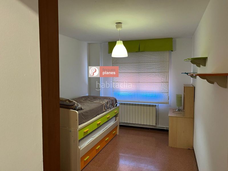 Foto c8eb4438-2507-4c0d-840b-85f8290009dd. Pis amb calefacció aparcament a Magraners Lleida