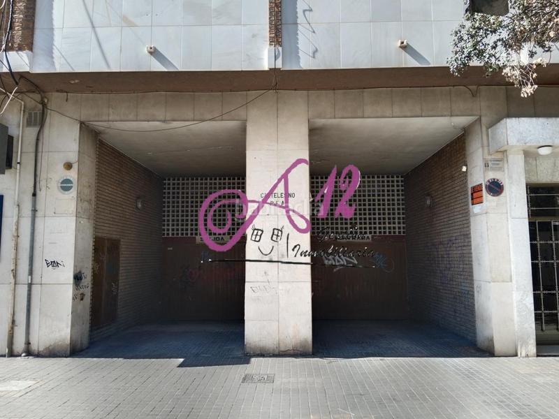 Foto eff5fec8-c33d-45a3-9621-76b9f92a2d3c. Parking voiture dans carrer de Sant Marcel·lí 4 dans Valencia