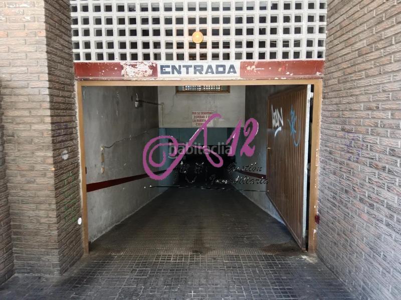 Foto f51c3b95-2fd4-4a21-9795-33022fcb6275. Parking voiture dans carrer de Sant Marcel·lí 4 dans Valencia