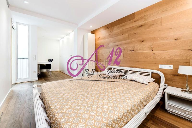 Foto 7f6cbcbc-4bdf-4b41-b8cd-397971a0d5f1. Alquiler piso alquiler céntrico piso primeras calidades en Valencia