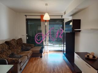 Location Appartement  Carrer de sant vicent màrtir. Piso en alquiler con garaje en san marcelino