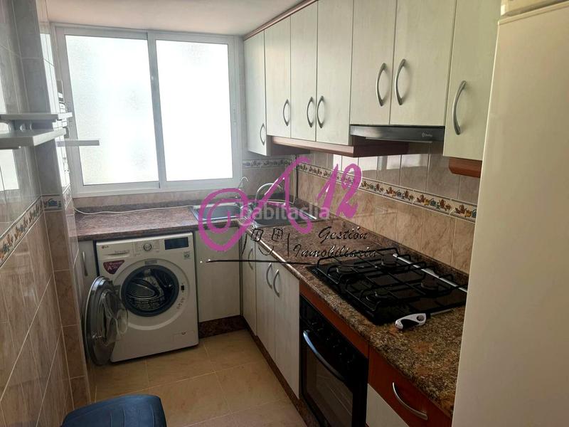 Foto 4edaa1c4-6a2e-4662-a93d-b6503a73fbcf. Affitto appartamento in Torrefiel Valencia