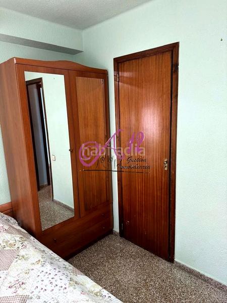 Foto c527186a-2984-49d5-a49e-8256b4f3d902. Location appartement dans Torrefiel Valencia