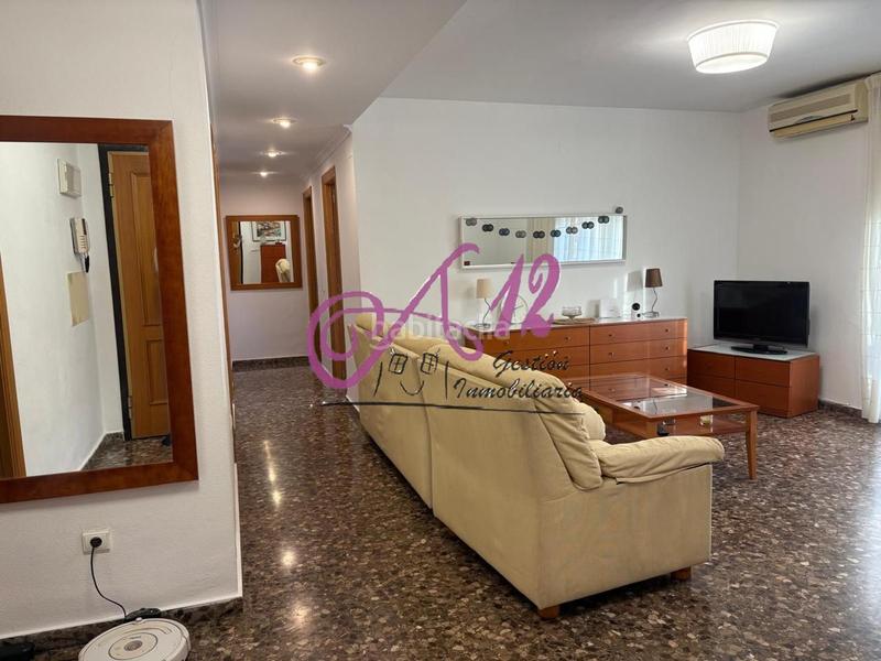 Foto 1afcc180-7f45-44b9-be11-1587162296a6. Alquiler piso  en alquiler amueblado playa la malvarrosa en Valencia