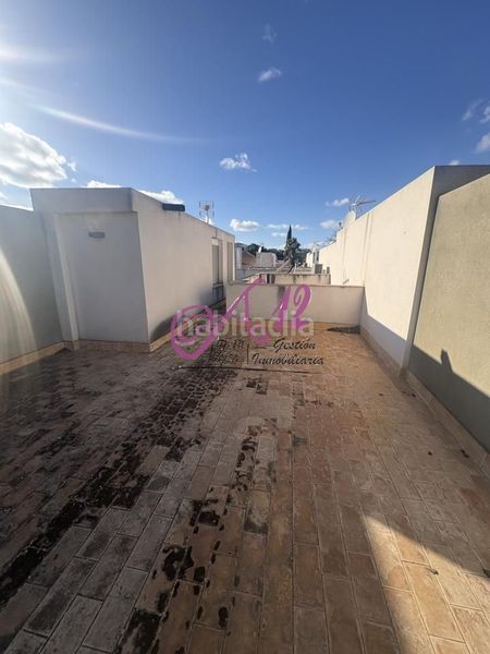 Foto 5e3424b9-6edd-40af-ac45-2b9997670ff6. Casa amb aparcament a Yecla