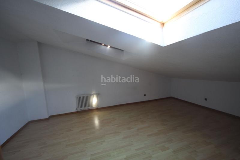 Foto 1e9c8504-f83c-4123-ade8-8ef36364c855. Casa amb calefacció aparcament a Estación Rozas de Madrid (Las)