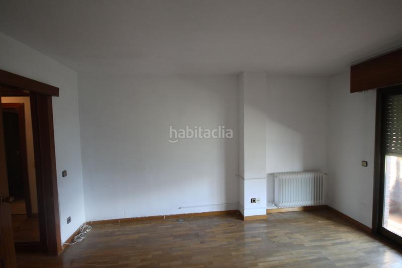 Foto 36f84fe6-9f66-4846-9e7a-1197b58bb7e3. Casa amb calefacció aparcament a Estación Rozas de Madrid (Las)