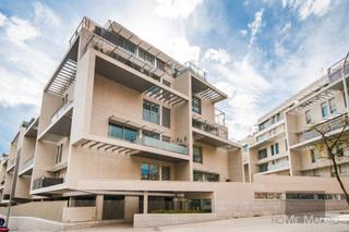 Pis  Calle de carmen cobea. Estudio home madrid ofrece piso de 106 m2 en la zona de acacias