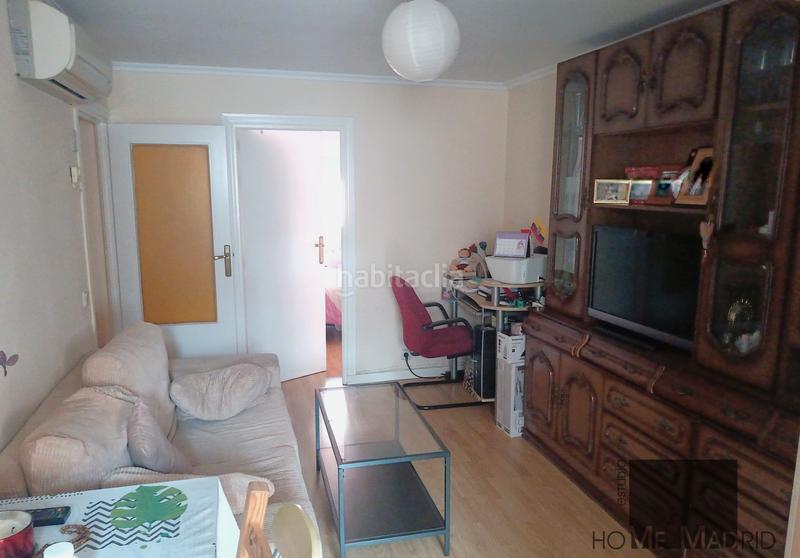 Foto c5caad5e-ab70-4a88-99ff-14e41fe2ff34. Piso estudio home ofrece (((reservado))) piso de 70 m², en tetuán, a un paso de plaza castilla. en Madrid