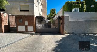 Aparcament cotxe  Calle de joaquín lorenzo. Studio home madrid ofrece estupenda plaza de garaje, de 10 m2, u
