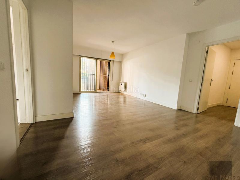 Foto 6324c834-d05c-4cab-8cc1-c75d42f8ccc8. Appartamento con riscaldamento piscina in La Paz Madrid