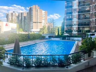 Pis  Calle de sangenjo. Estudio home madrid ofrece vivienda en planta baja, de 94 m2 con