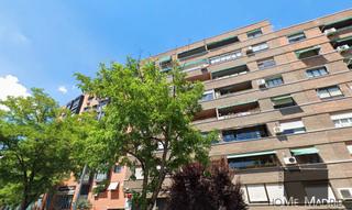 Pis  Calle de melilla. Estudio home madrid ofrece piso de 108m2 construidos según catas