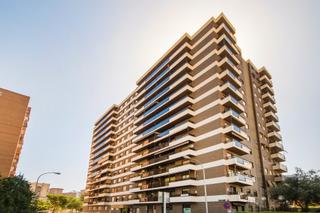 Pis  Calle de antonio lópez aguado. Estudio home madrid ofrece piso de 136 m2 construidos, según cat