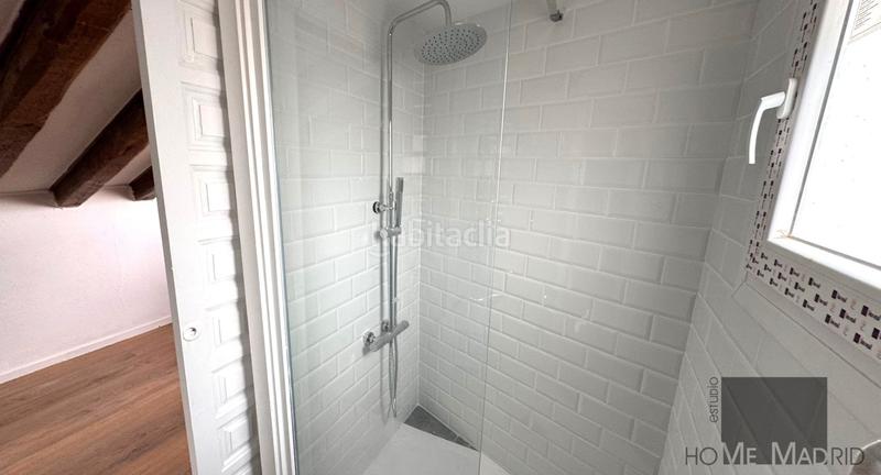 Foto b40c0a02-8002-4428-b514-3a93df825906. Estudio en calle del espíritu santo 11 estudio home ofrece estudio exterior con excelentes vistas, recién reformado, en la calle espíritu santo. en Madrid