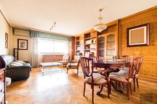 Pis  Calle de ulises. Estudio home madrid ofrece excelente vivienda de 289 m2 construi