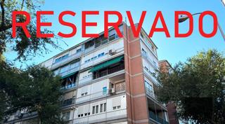 Pis  Calle de aguilar de campóo. Studio home madrid ofrece (((reservado))piso de 80 m² en cuarta
