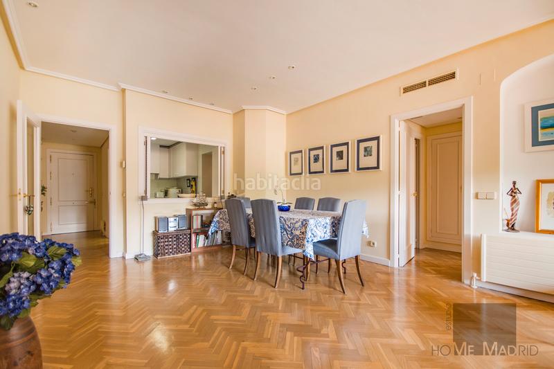 Foto 05b99ee4-5b4f-4bd1-b45c-ad17fc735ec0. Appartamento con riscaldamento piscina in La Paz Madrid