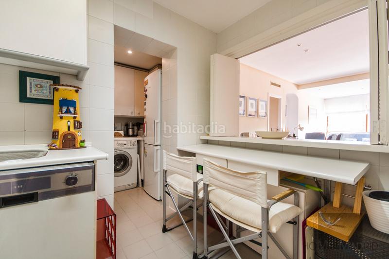 Foto c57845f9-2597-4bbd-86a3-42722386b081. Appartamento con riscaldamento piscina in La Paz Madrid