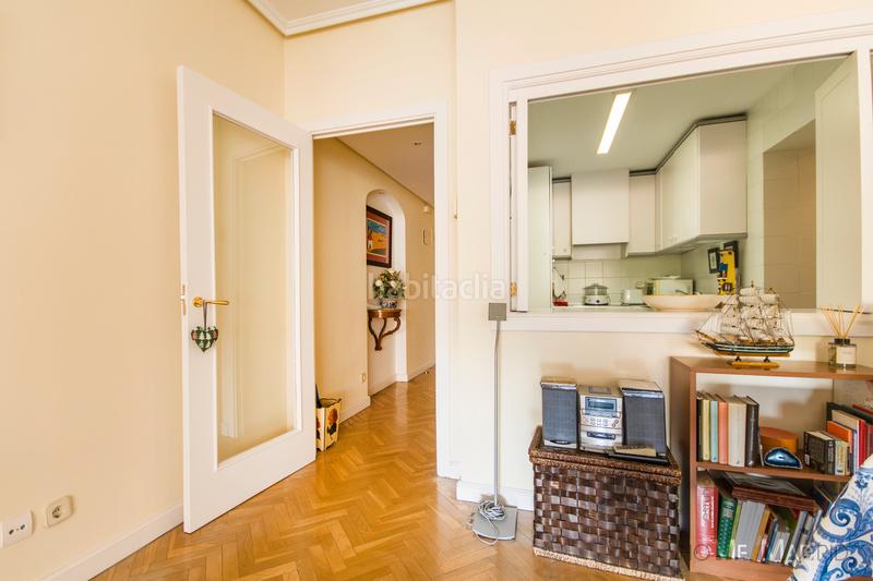 Foto fb4cf0b4-d261-475d-95fc-0991bb6de328. Appartamento con riscaldamento piscina in La Paz Madrid