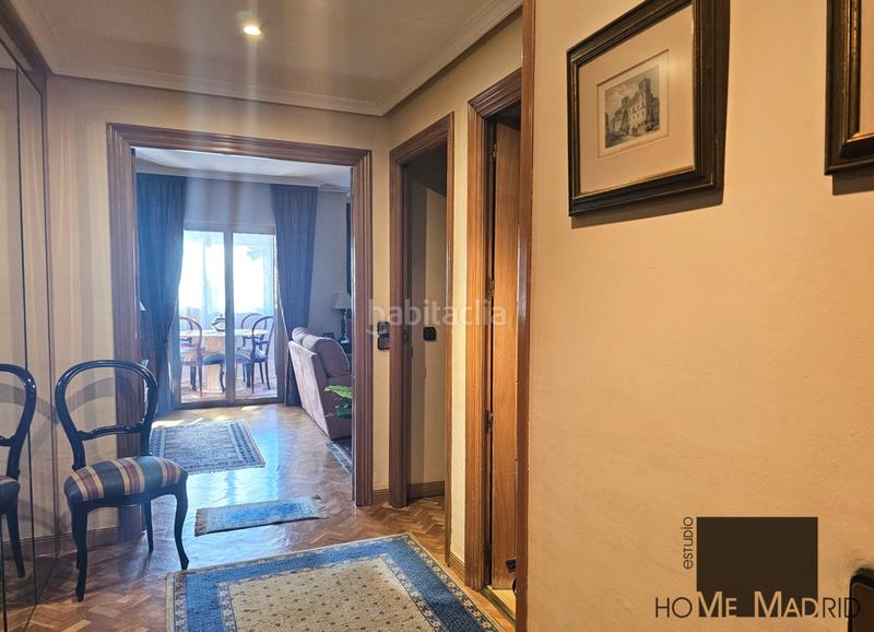 Foto 31186b39-7604-43e4-852d-61ea41e3dfd5. Etagenwohnung mit heizung pool in Peñagrande Madrid