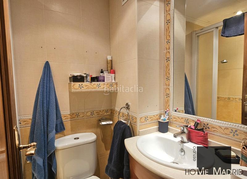 Foto e3297c11-b504-49b3-94ab-d7d27f9753ad. Etagenwohnung mit heizung pool in Peñagrande Madrid