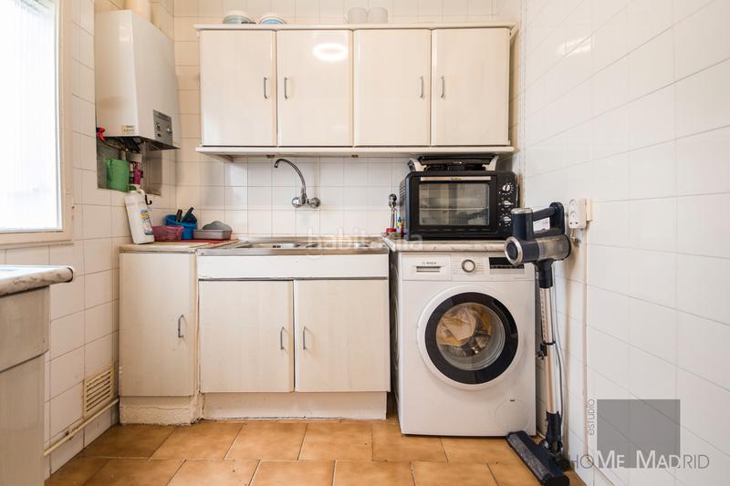 Foto 3b9a5363-d240-4012-97da-f59a0bb65ce4. Pis amb calefacció a Guindalera Madrid