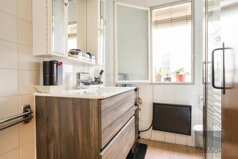 Foto bcd02569-2b46-45c5-8c1b-bee8a5ae47da. Pis amb calefacció a Guindalera Madrid