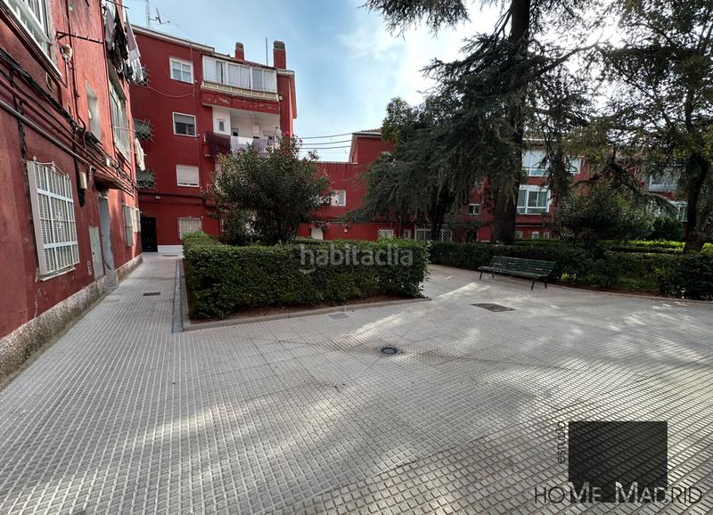 Foto c9f2b274-b62a-4ac3-9c0a-937ec2527d10. Appartement avec chauffage dans Peñagrande Madrid