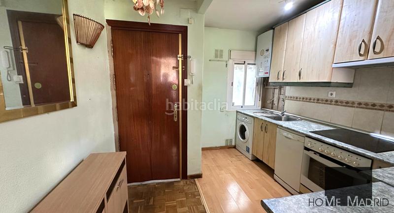 Foto 89e3ccdf-e5e4-4e85-9ad3-15afdcbe335e. Pis amb calefacció a Peñagrande Madrid