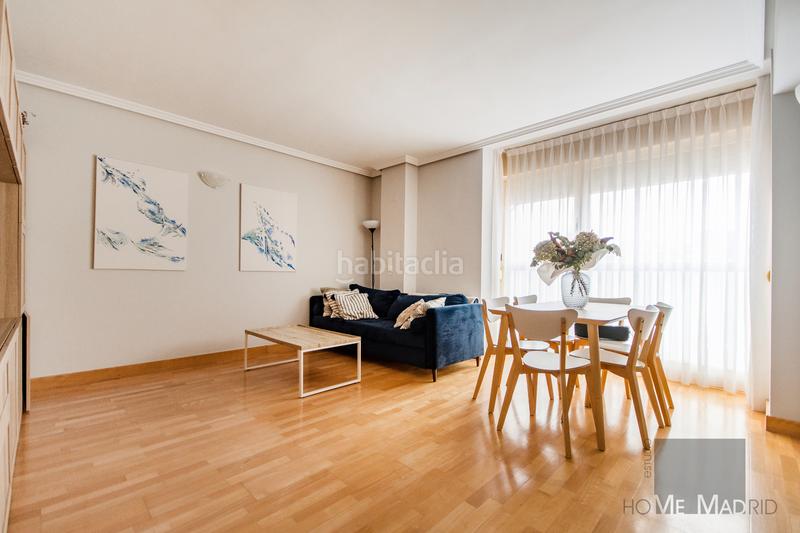 Foto 34aa8fa5-f03e-4eab-87de-bf10d735b2f3. Àtic amb calefacció piscina a Las Tablas Madrid