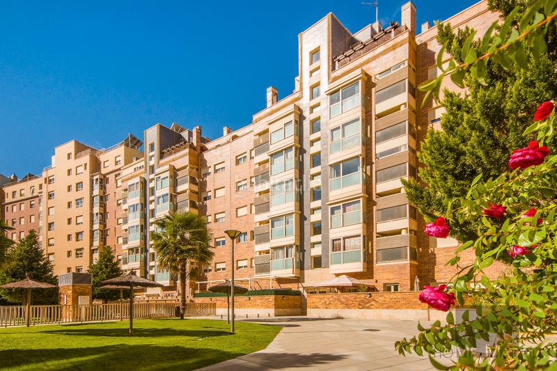 Foto 7a67ace5-4d88-42e0-b248-5f230ad0b981. Àtic amb calefacció piscina a Las Tablas Madrid