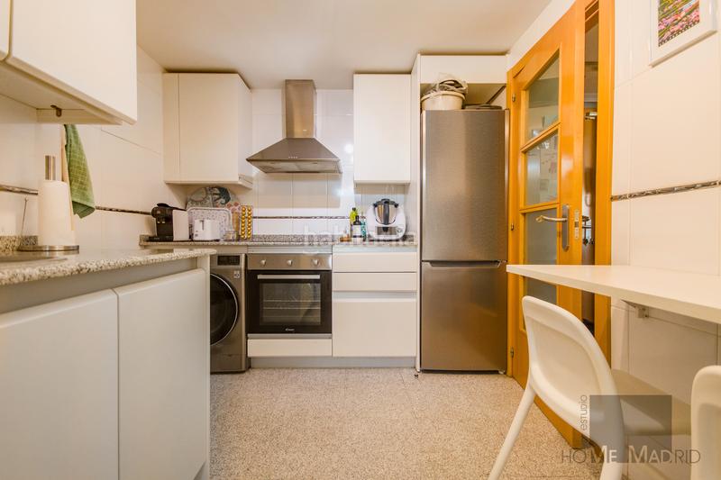 Foto e993b367-6407-4698-bcf4-6e26acbb43d0. Àtic amb calefacció piscina a Las Tablas Madrid