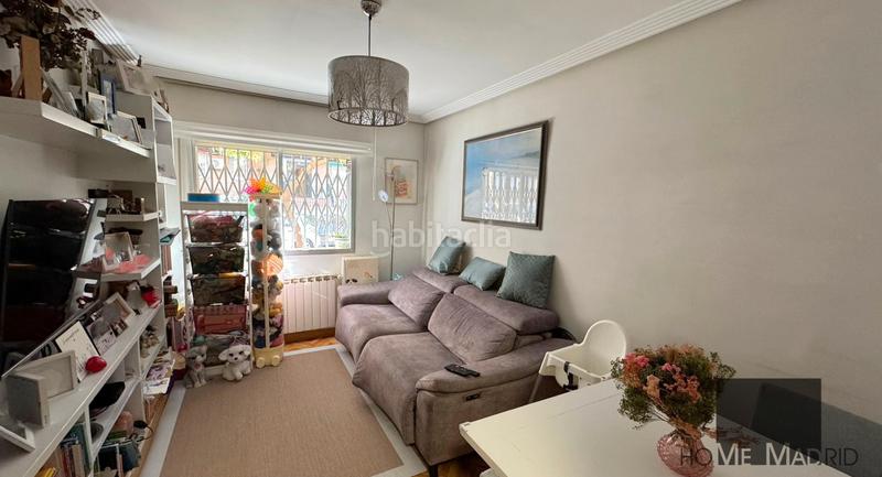 Foto aed1e4cf-1f6c-432d-9ec9-e752577c4068. Pis amb calefacció a Peñagrande Madrid