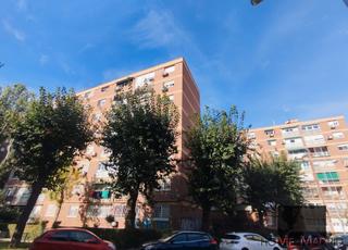 Pis  Calle de maqueda 118. Estudio home madrid ofrece piso de 79 m2, situado en el barrio d