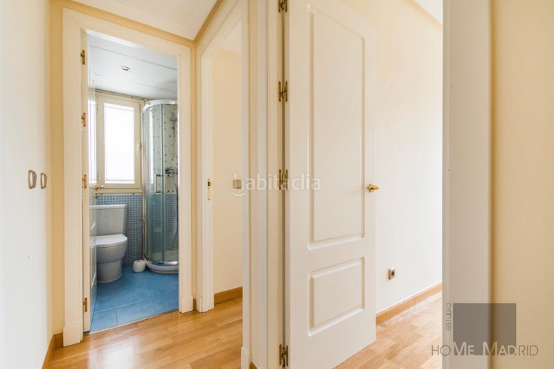 Foto 87c429f0-8a27-453e-b8b7-b1ea860c6252. Appartement avec chauffage parking piscine dans Montecarmelo Madrid