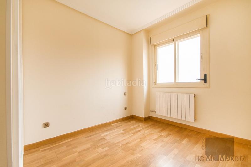 Foto f275a497-6618-42d7-a837-7a986a0e0d71. Appartement avec chauffage parking piscine dans Montecarmelo Madrid
