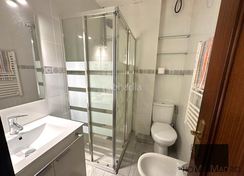 Foto 2b472525-e4c4-4f45-b825-49a8b00176c7. Pis amb calefacció a Peñagrande Madrid