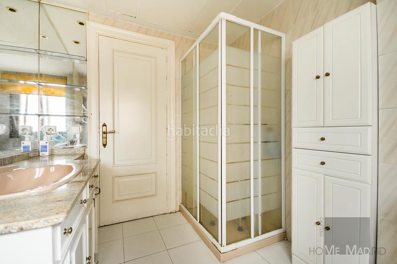 Foto 008e4270-c83e-4e7d-8f67-c43f929f8c99. Pis amb calefacció aparcament piscina a La Paz Madrid