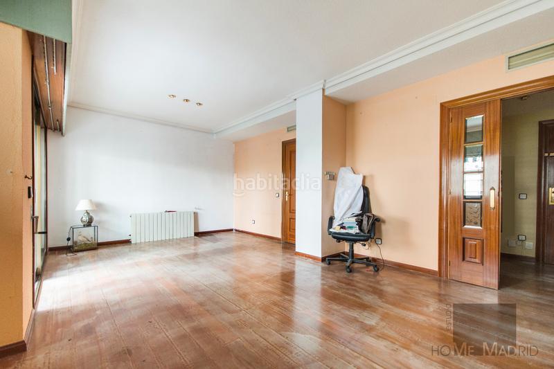 Foto 14c01705-babc-4880-b2b5-4e6f9816f7dd. Pis amb calefacció aparcament piscina a La Paz Madrid