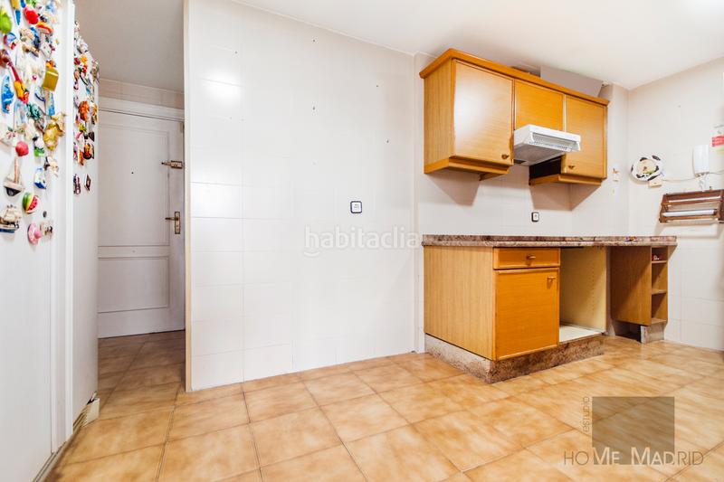 Foto 4393a0ec-520b-4280-8781-66f561c06869. Pis amb calefacció aparcament piscina a La Paz Madrid