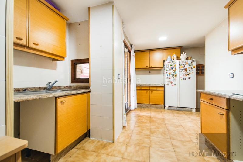 Foto 5d5baffc-a90c-477e-acad-38e9511ee491. Pis amb calefacció aparcament piscina a La Paz Madrid