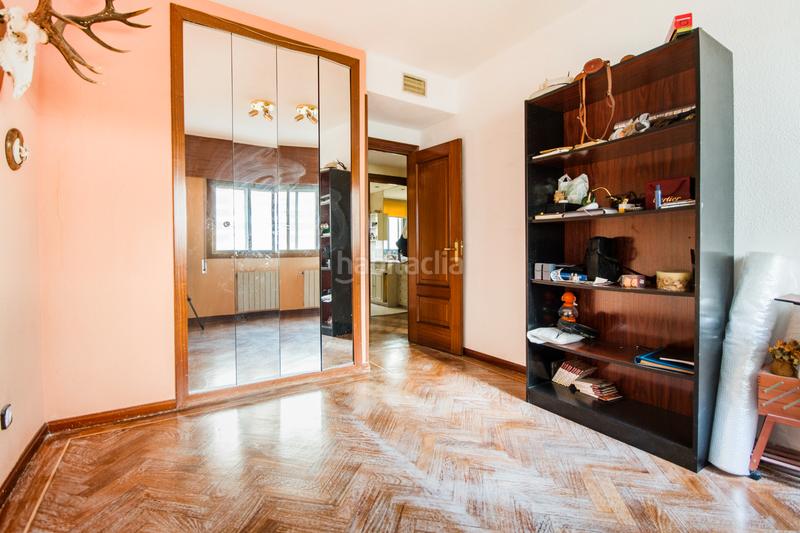 Foto 6efe7eea-1d05-4307-8eee-54b34cc38362. Pis amb calefacció aparcament piscina a La Paz Madrid